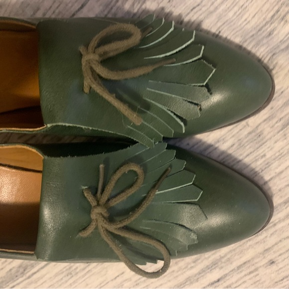 Paregabia Green Leather Heels with Fringe and Laces - Picture 8 of 11